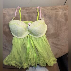 Victoria's Secret Women’s Size 34 C Sexy Lime Green Lace BabyDoll Teddy